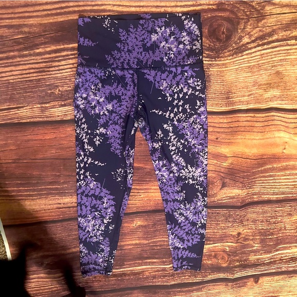 Women’s Aerie Ankle Leggings Floral Purple Size M - Picture 1 of 6